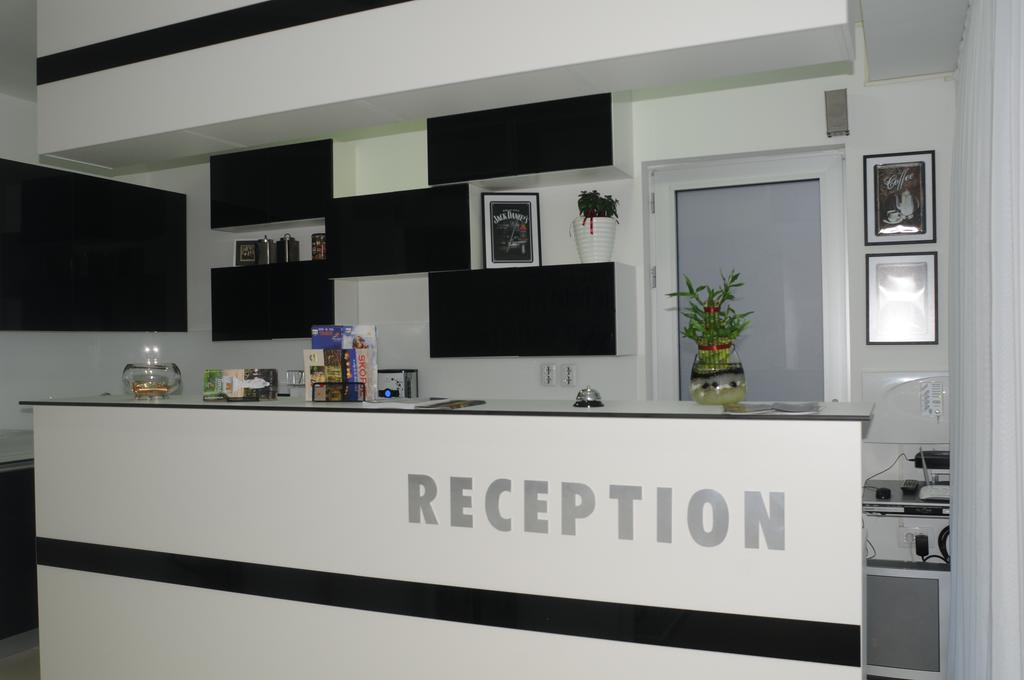 City Boutique Rooms Skopje Eksteriør billede