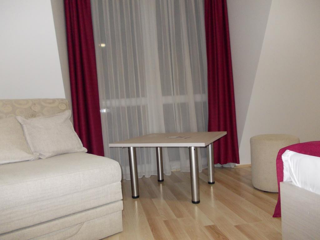 City Boutique Rooms Skopje Eksteriør billede